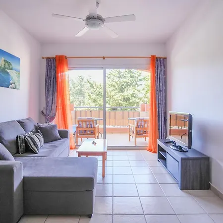 Resitour - Limnaria Gardens Apartment Paphos Exterior photo